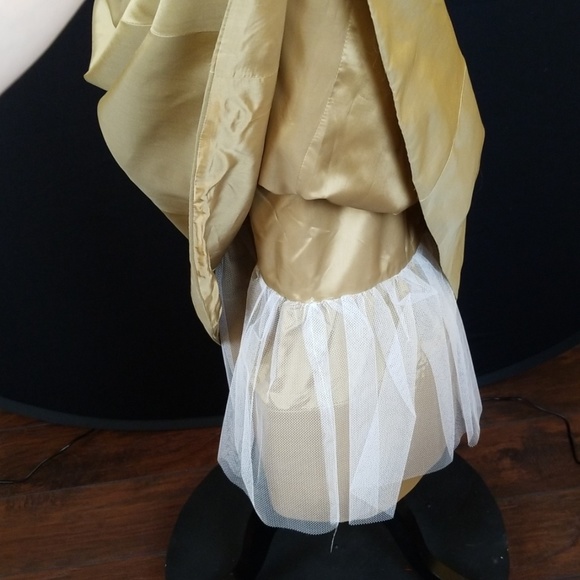 Chris Kole Couture silk gold gown style 4473 sz 6 - Picture 5 of 8